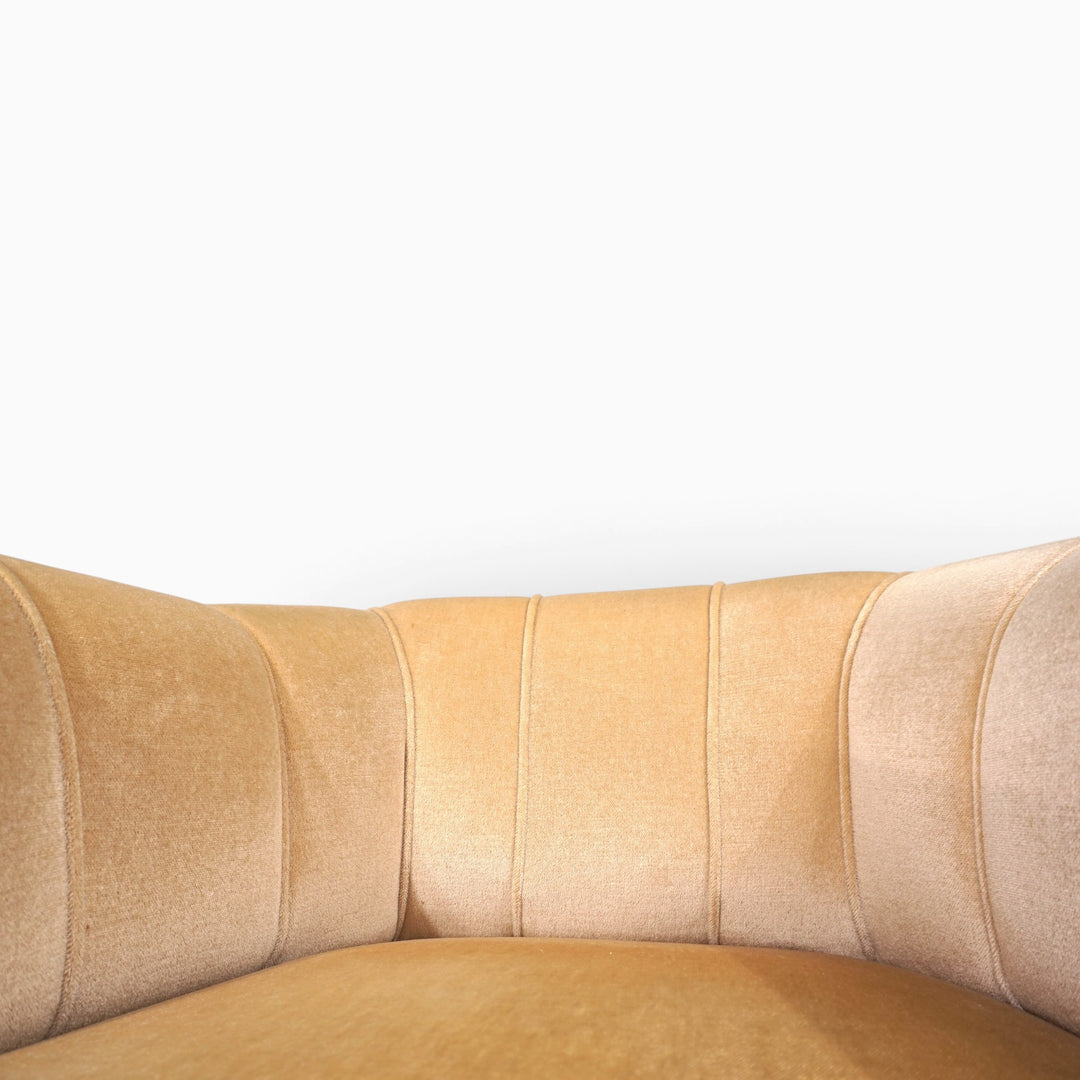 Paar Art Déco Clubsessel mit champagnerfarbenen Mohair, 1930