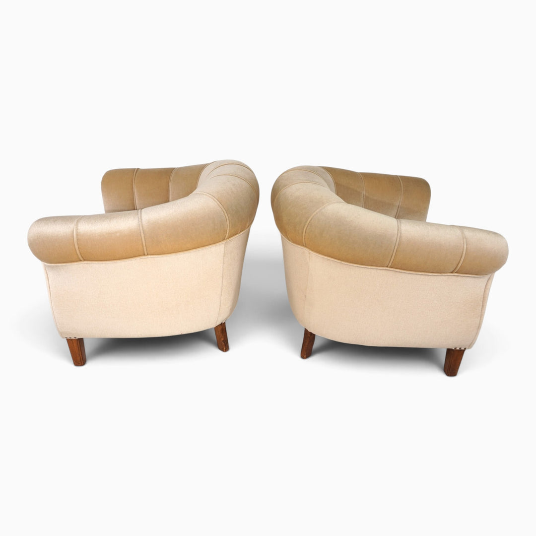 Paar Art Déco Clubsessel mit champagnerfarbenen Mohair, 1930