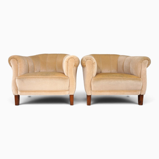 Paar Art Déco Clubsessel mit champagnerfarbenen Mohair, 1930