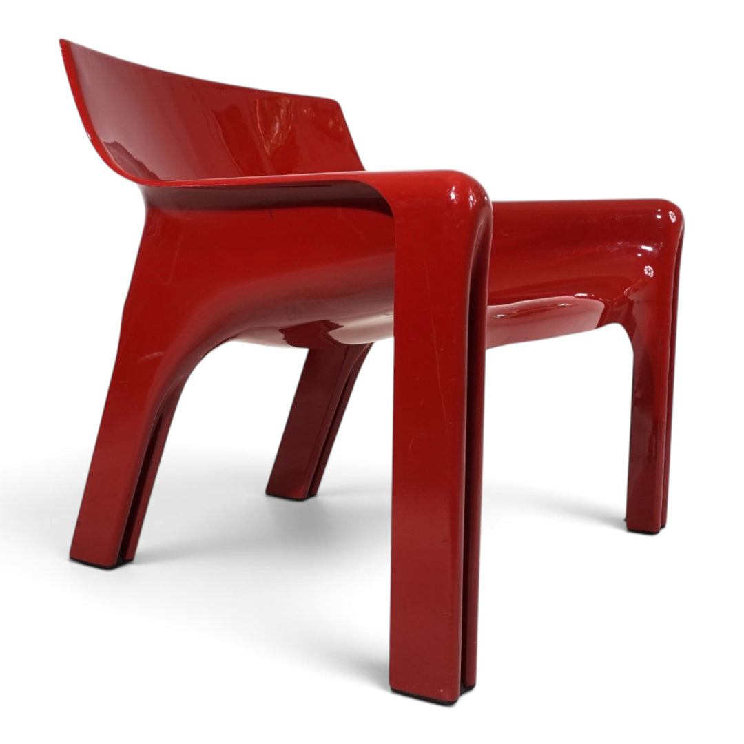 Artemide Vicario Lounge Chair by Vico Magistretti, 1970
