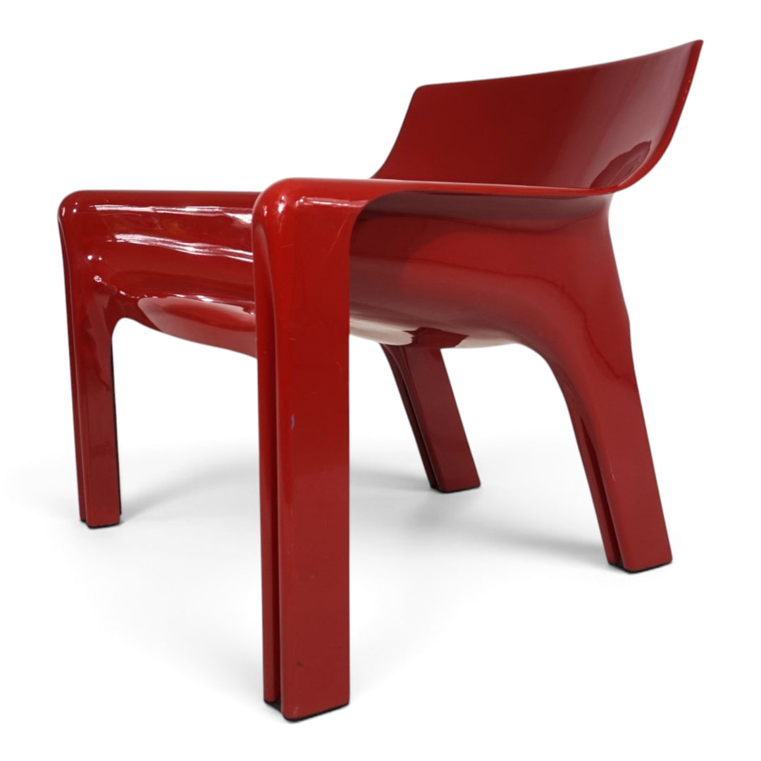 Artemide Vicario Lounge Chair by Vico Magistretti, 1970