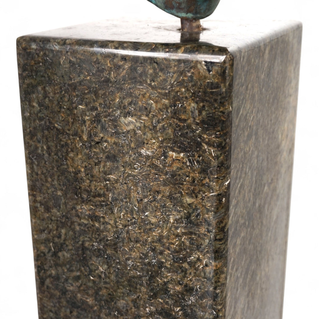 Skulptur Bronze Büsten Köpfe 2er Set auf Granitstelen von einem Schüler von Georg Kolbe, 1925