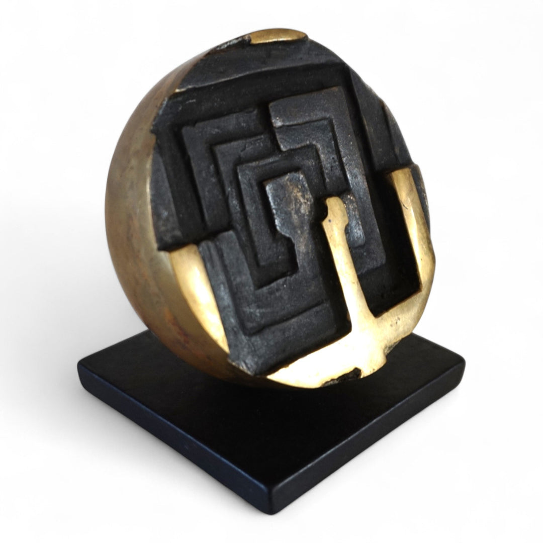 Bronzeskulptur Labyrinth von Fanna Roncoroni, 1970