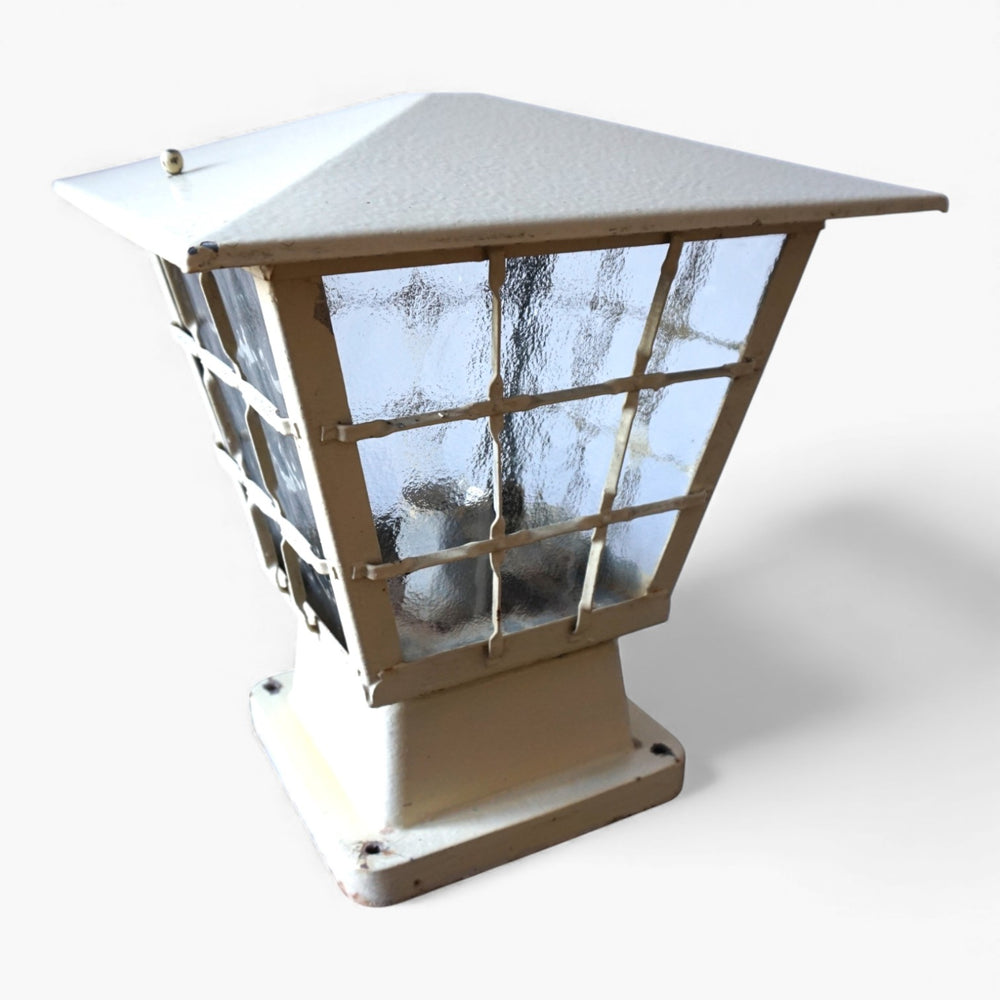 Garden light base metal, 1960