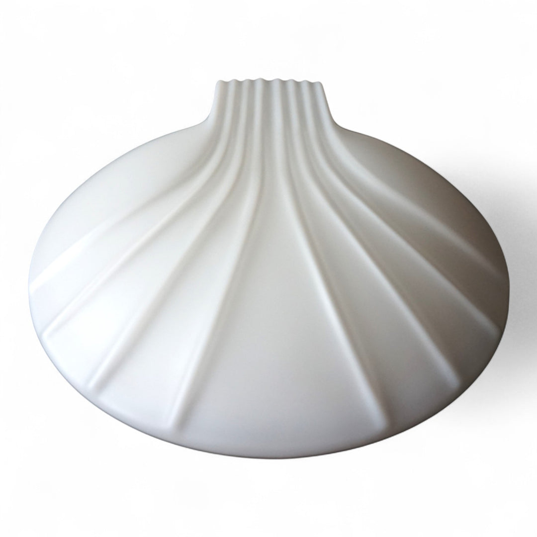 2er Set Hillebrand Art Deco Muschel Opalglas Wandlampen, 1960