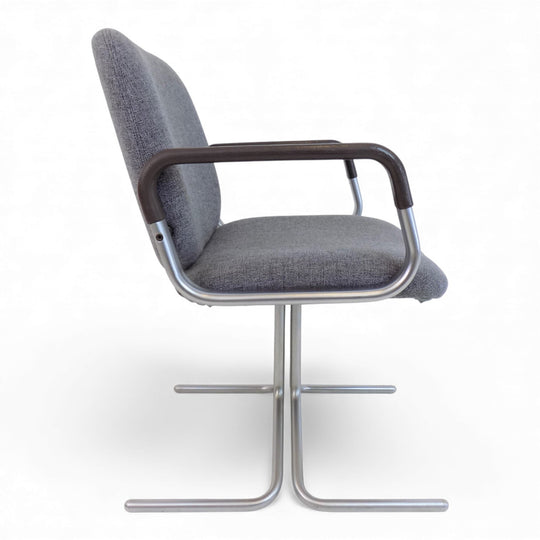 Mauser Seat 150 4-piece set of dining/conference chairs by Herbert Hirche, 1970