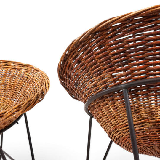 Pod Chairs – Paar Loungesessel aus Rattan/Korbgeflecht auf Metallgestell, 1970