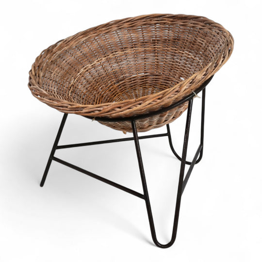Rattan wicker pod garden chair, 1960