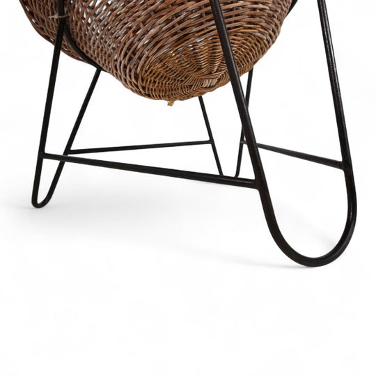 Rattan wicker pod garden chair, 1960