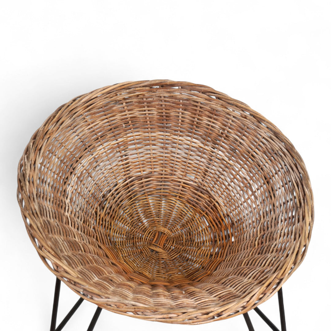 Rattan wicker pod garden chair, 1960