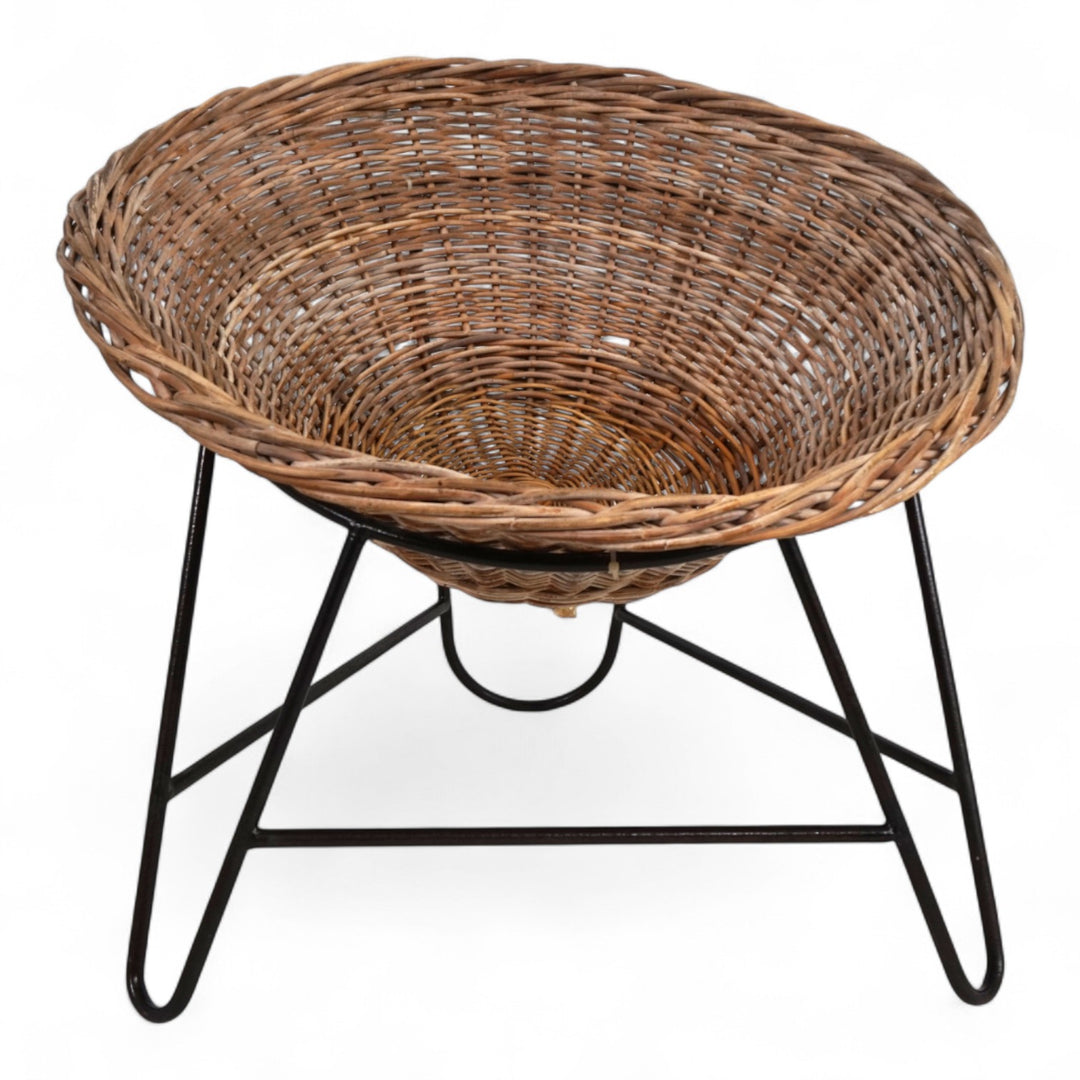 Rattan wicker pod garden chair, 1960