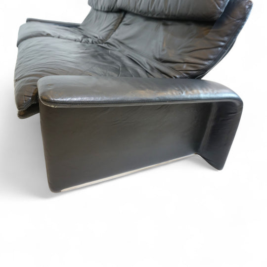 Saporiti Italia Zweisitzer Ledersofa von Giovanni Offredi, 1970