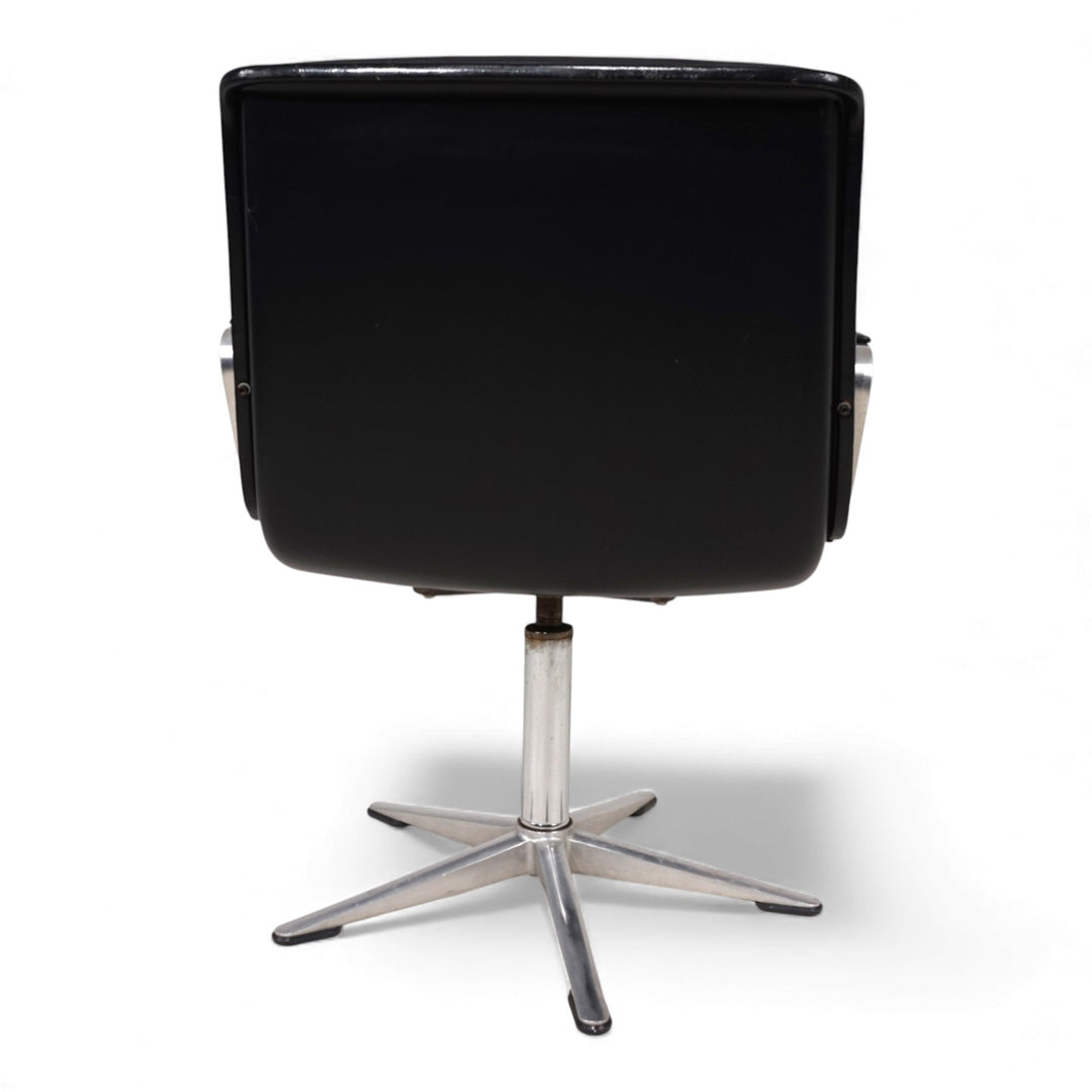 Wilkhahn Delta Leder Konferenz/Esszimmerstuhl drehbar von Delta Group, 1960