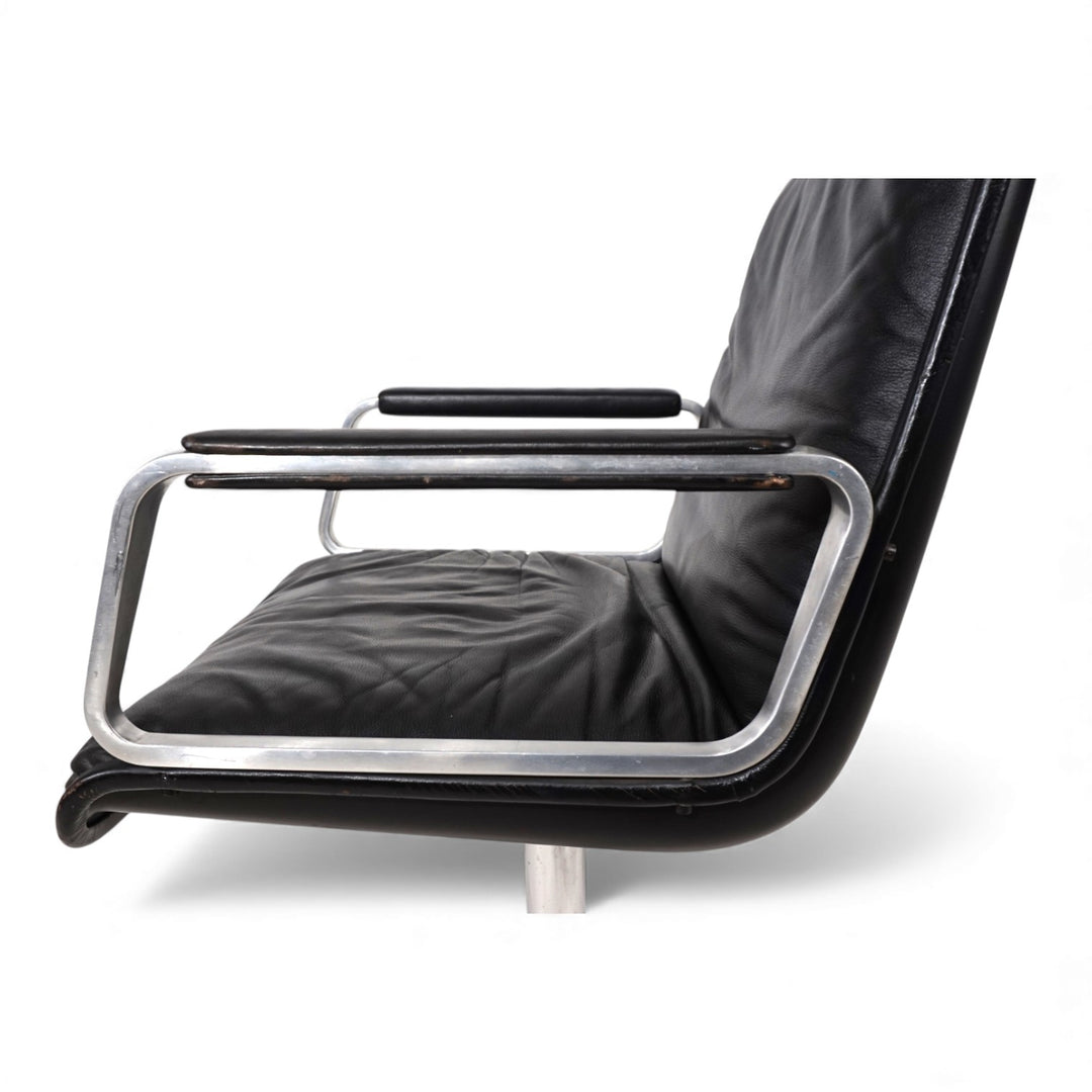 Wilkhahn Delta Leder Konferenz/Esszimmerstuhl drehbar von Delta Group, 1960