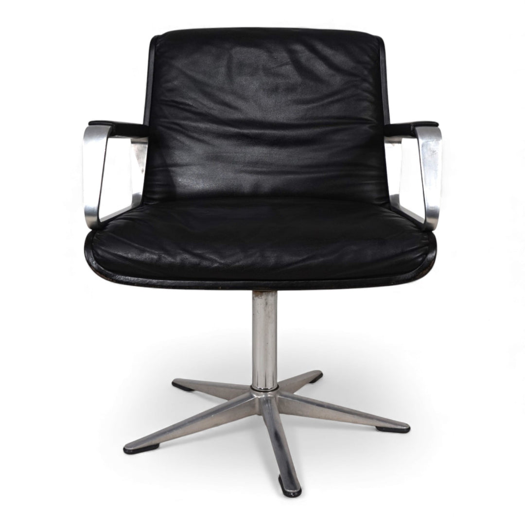 Wilkhahn Delta Leder Konferenz/Esszimmerstuhl drehbar von Delta Group, 1960