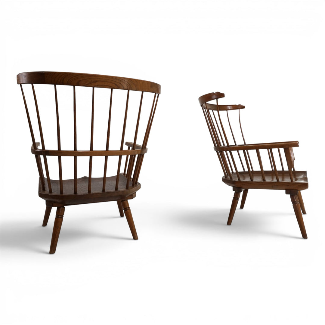 Paar handgefertigter Windsor Loungesessel, England, um 1960