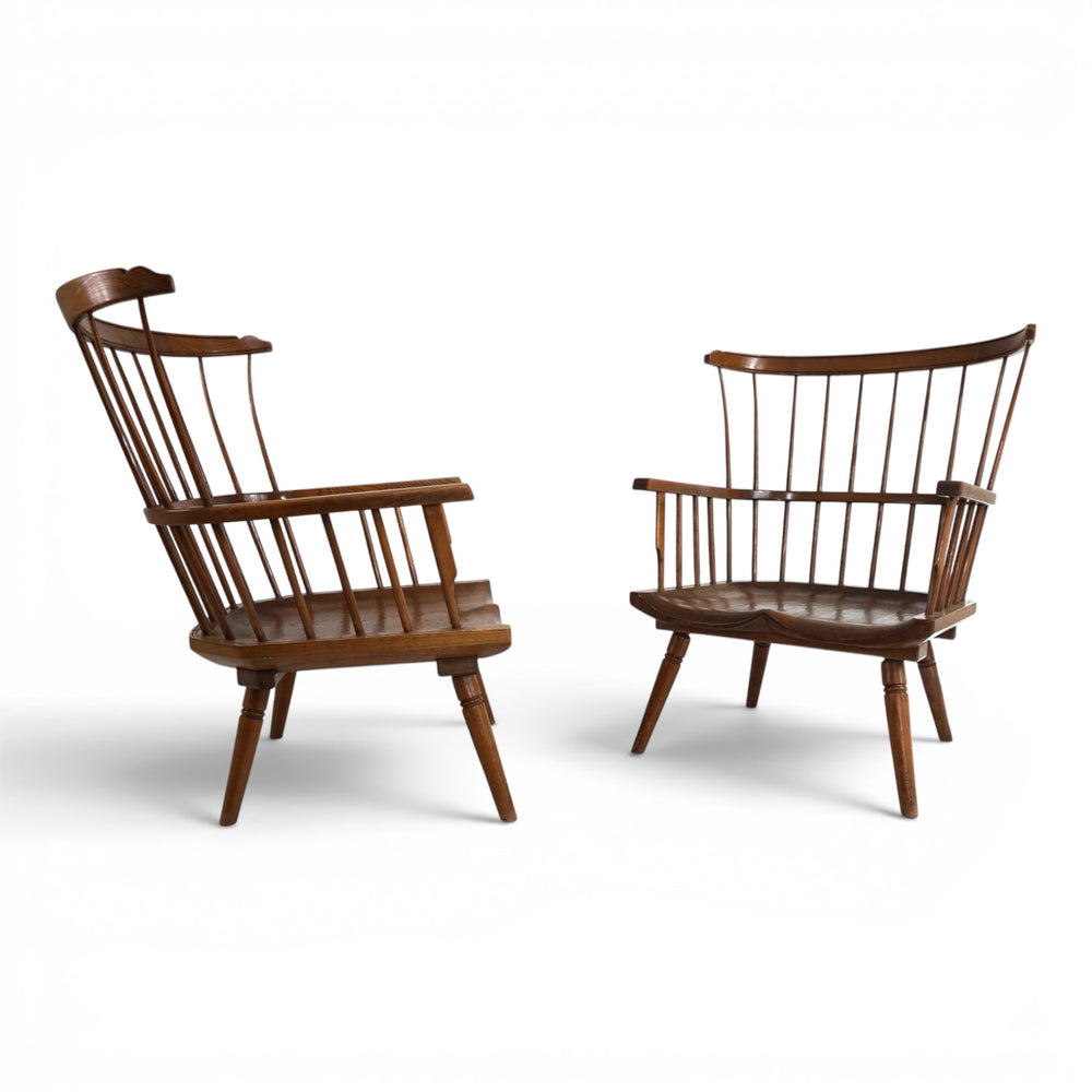 Paar handgefertigter Windsor Loungesessel, England, um 1960