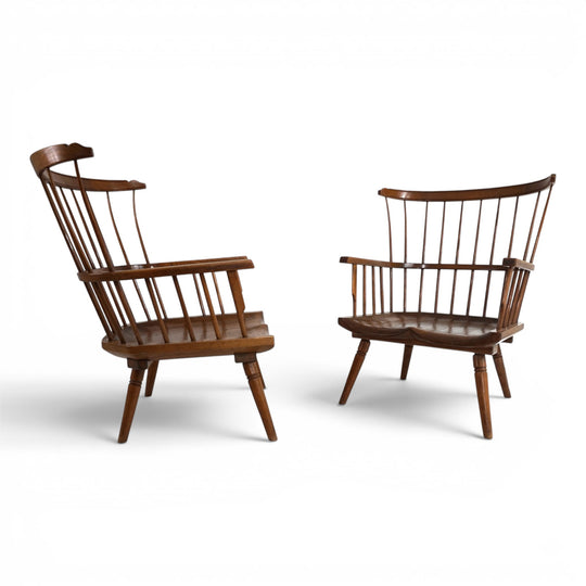 Paar handgefertigter Windsor Loungesessel, England, um 1960