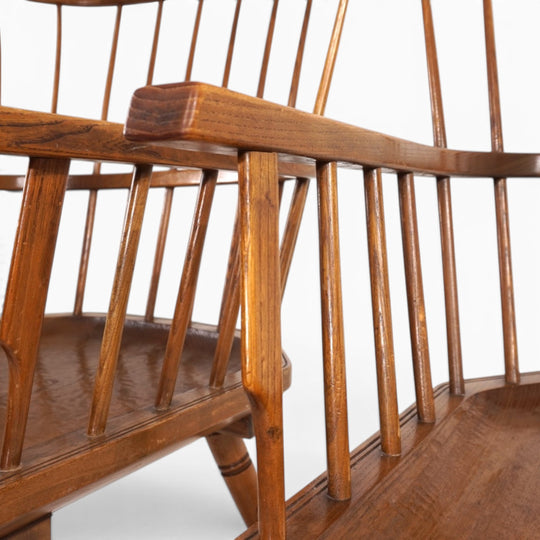 Paar handgefertigter Windsor Loungesessel, England, um 1960