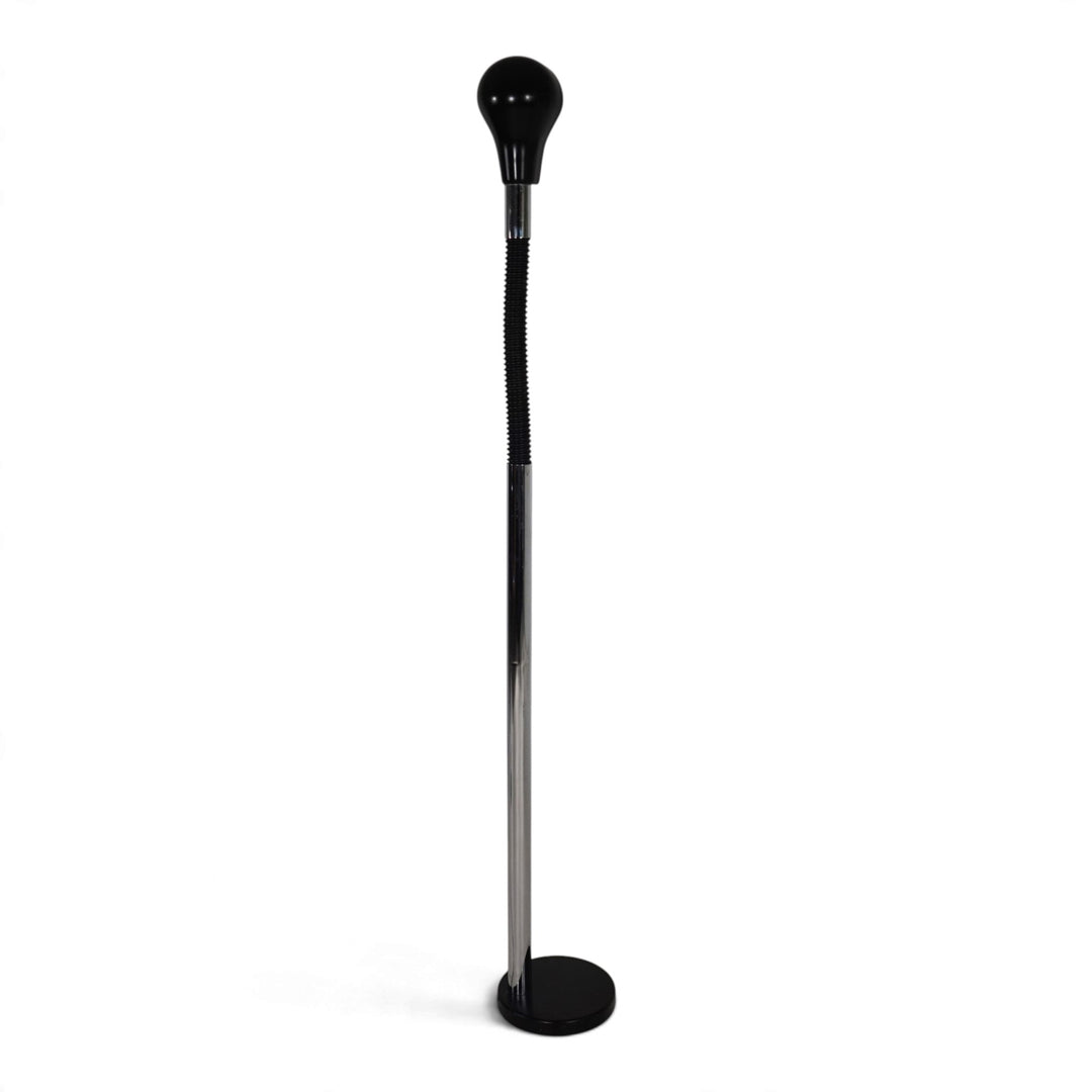 Chrome floor lamp with flexible gooseneck, 1970