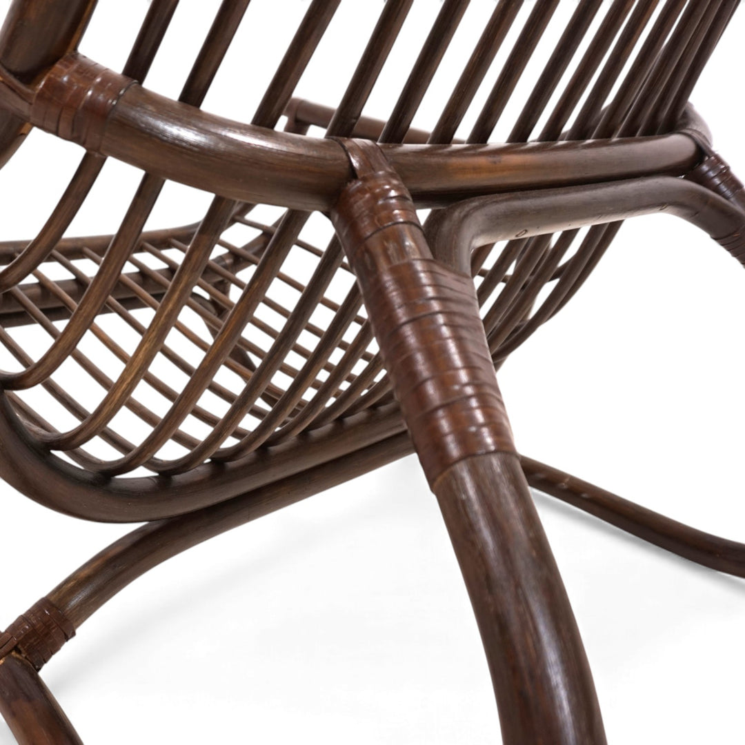 Manou Rattan Loungesessel im Pagodenstil mit Ottoman, 1960